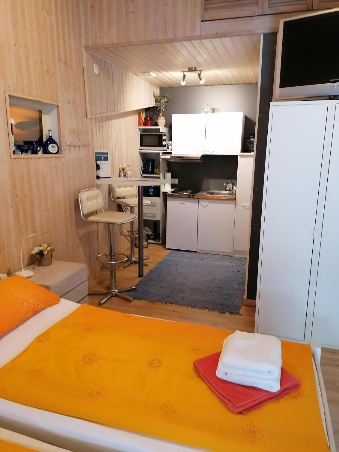 B Und E Roeck Apartment Meckenbeuren Luaran gambar